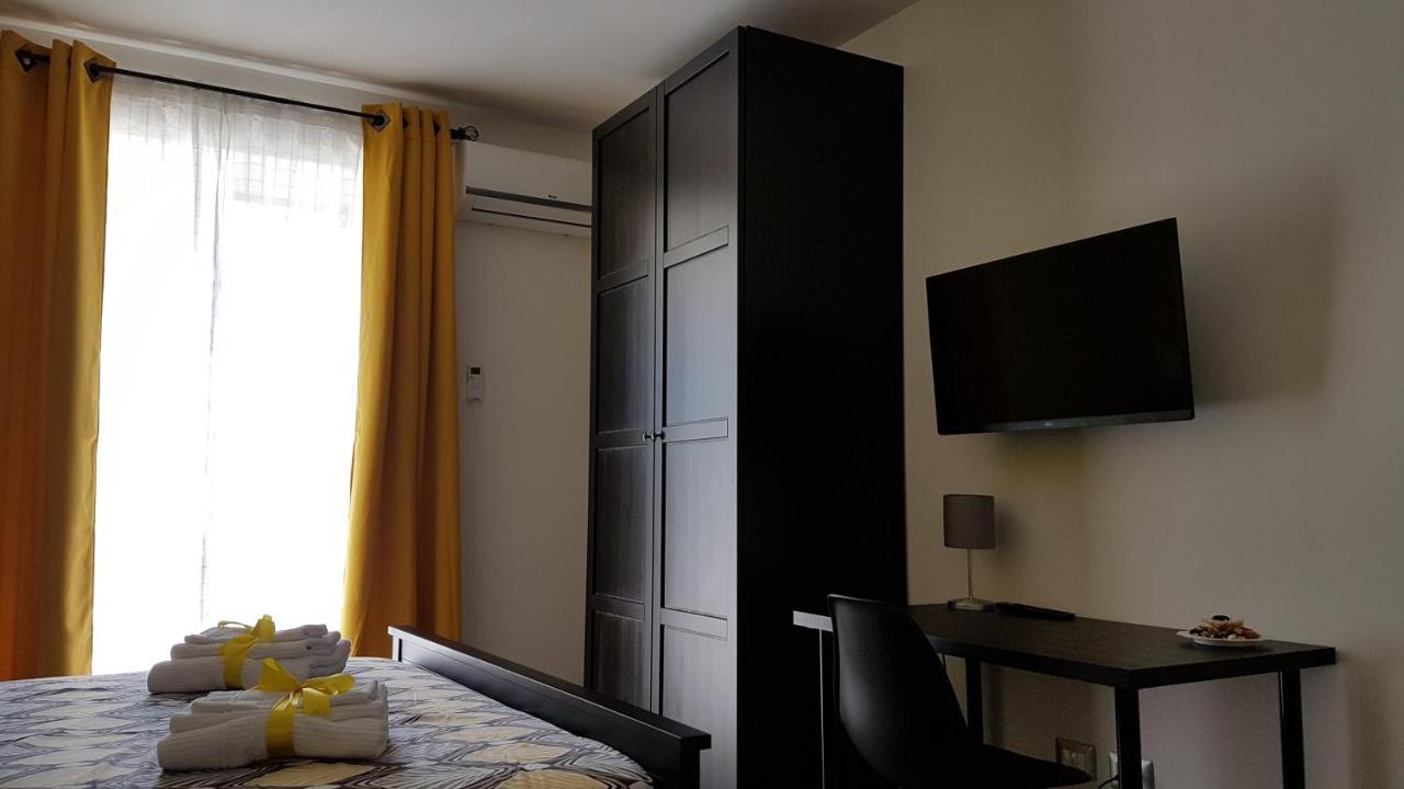 Mareluna B&B กาสเตลลัมมาเร ดิ สตาเบีย ภายนอก รูปภาพ